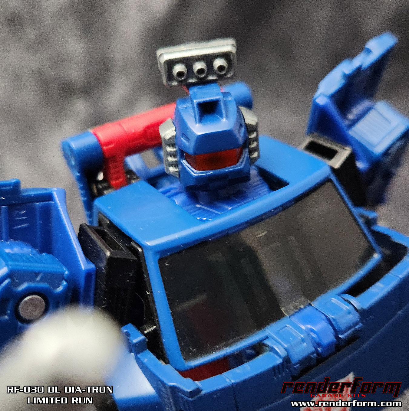 RF-30 DL DIA-TRON - Light piped Red Visor